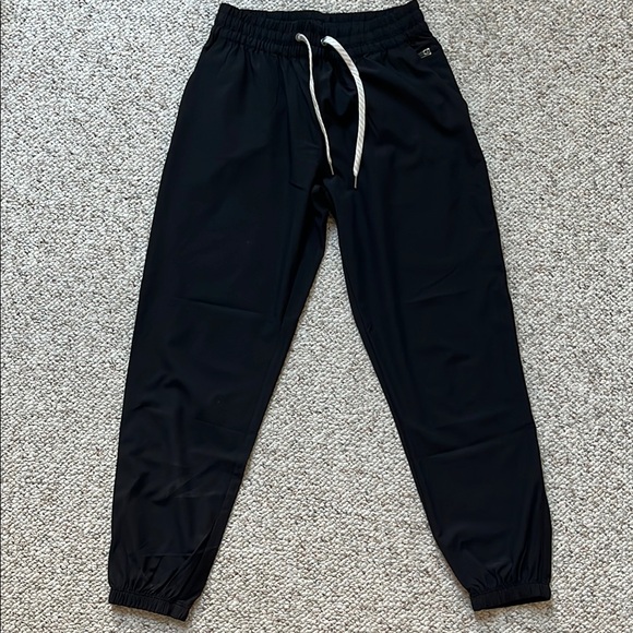 Vuori Pants - Vuori Weekend Jogger